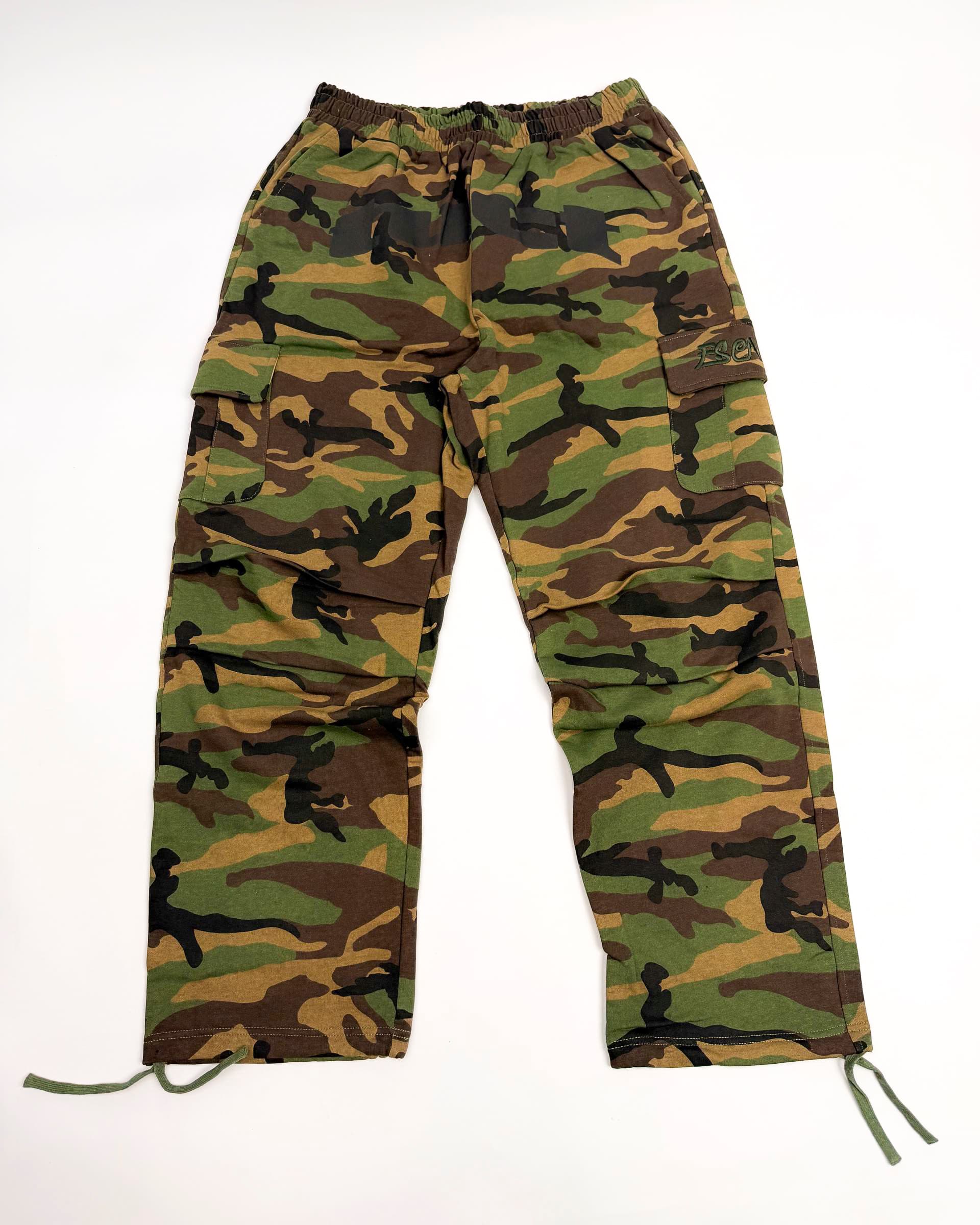Esenes camo joggers