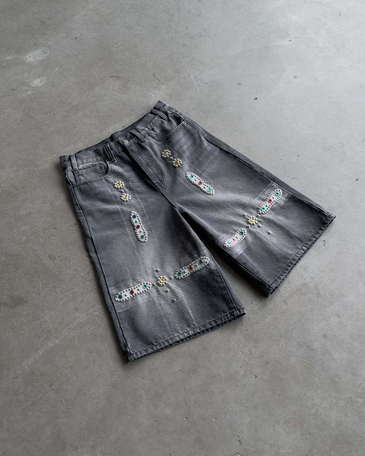 BLACK SAPPHIRE JORTS